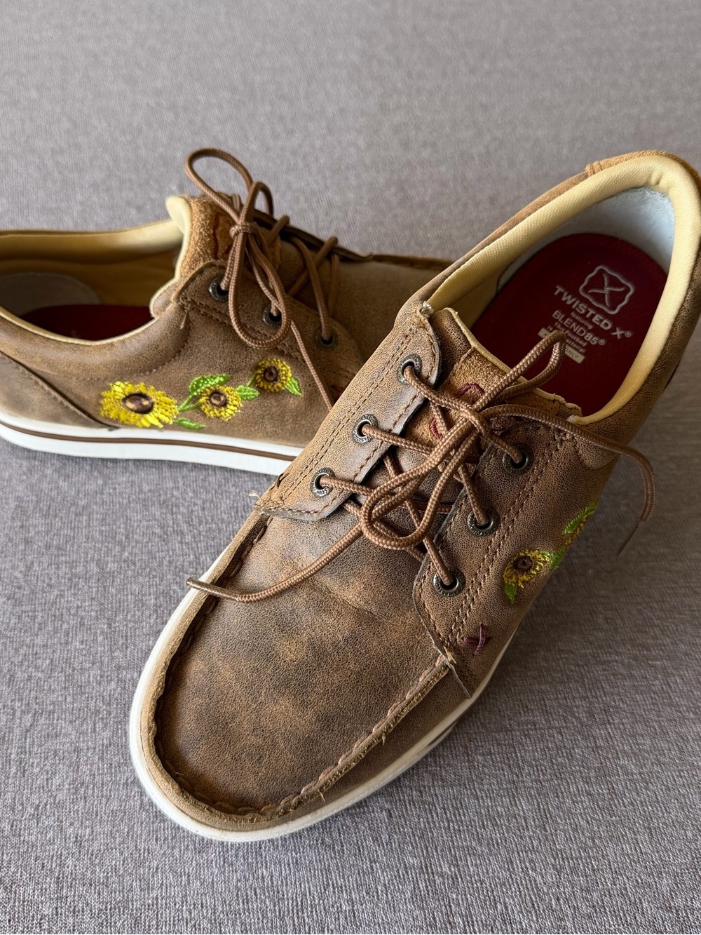 Twisted X Women’s Brown Shoes with Sunflower Embroidery